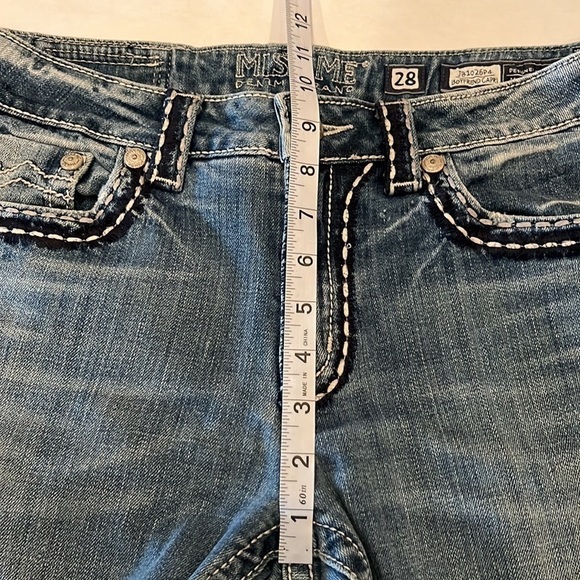 Miss Me Boyfriend Capri Size 28 - Picture 5 of 16